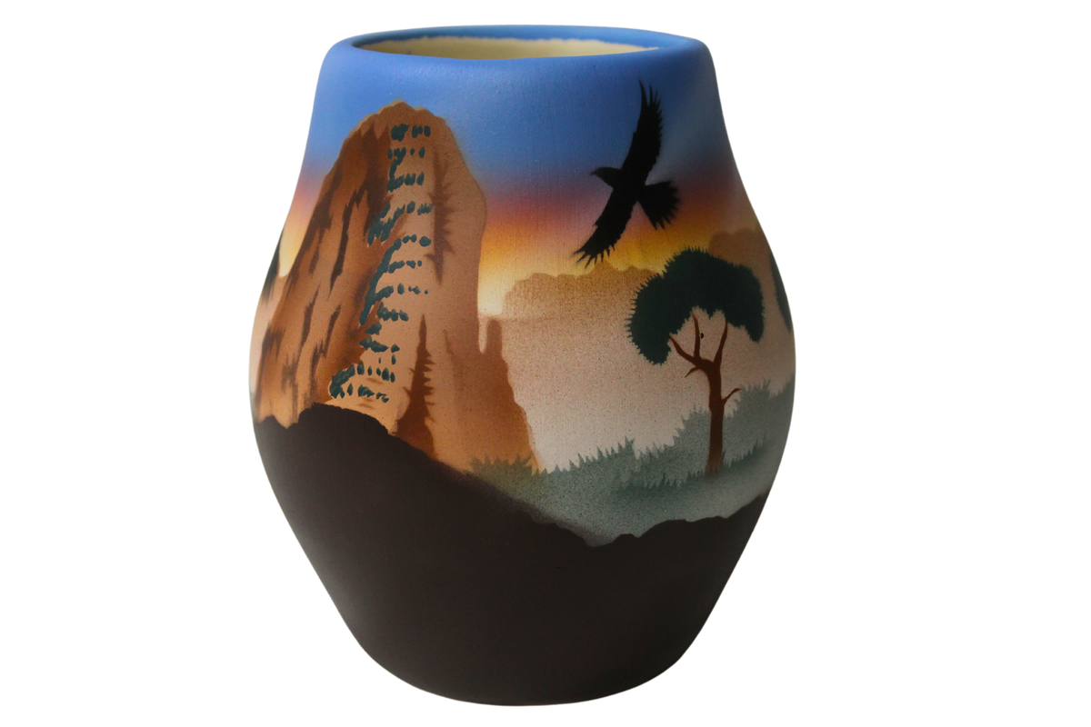 AL021 Angels Landing 4 1/2 x 5 1/2 Vase