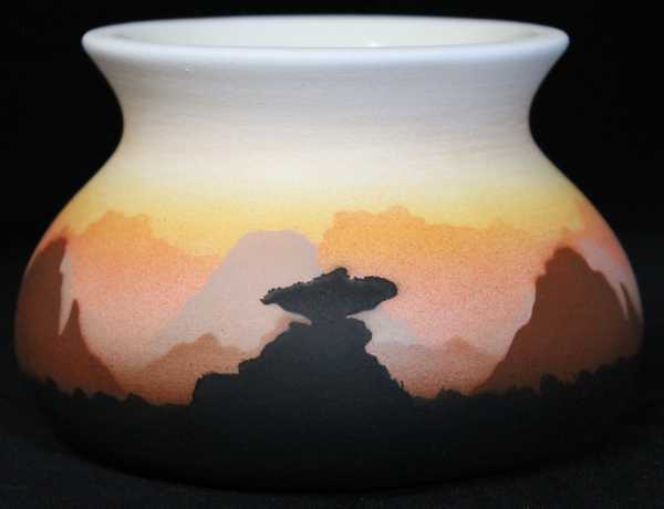 35147 Sunset Canyon 4 1/2 x 3 Candle 2