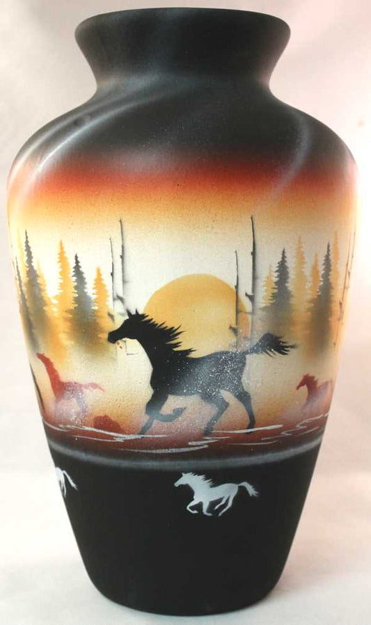 Born Free Horses 8 x 12 1/2 Vase -(BFC4)