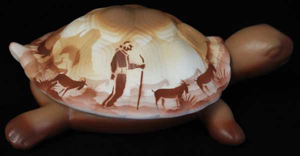 32105 Navajo Lifestyles 12 Turtle Box