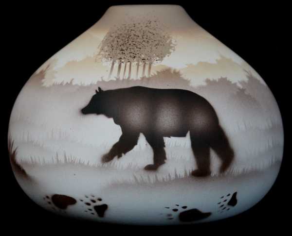 67007 Back Country Tracks Bear 5 1/2 x 4 1/2 Seed Bowl