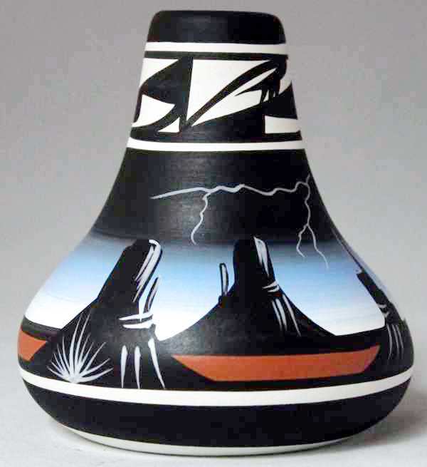 20046 Desert Storm 4 1/2 x 5 Inch Chimney Vase