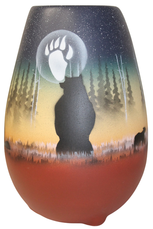39091 Woodland Shadows - Bear 6 x 8 1/2 Vase