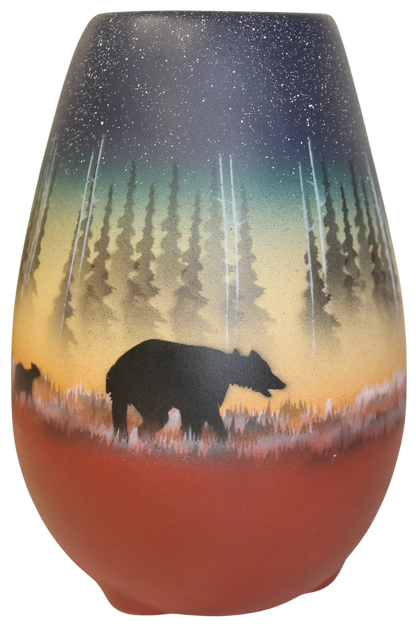 39091 Woodland Shadows - Bear 6 x 8 1/2 Vase
