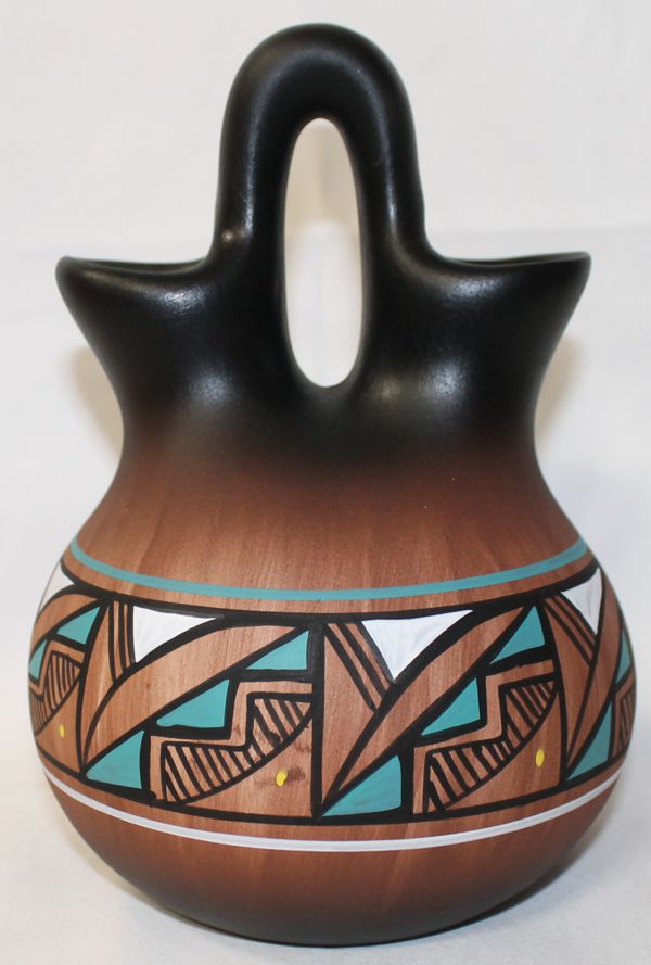 Cindy Blackhorse Collector Accents Wedding Vase 5.5 x 5.5 x 8 (CBW024)
