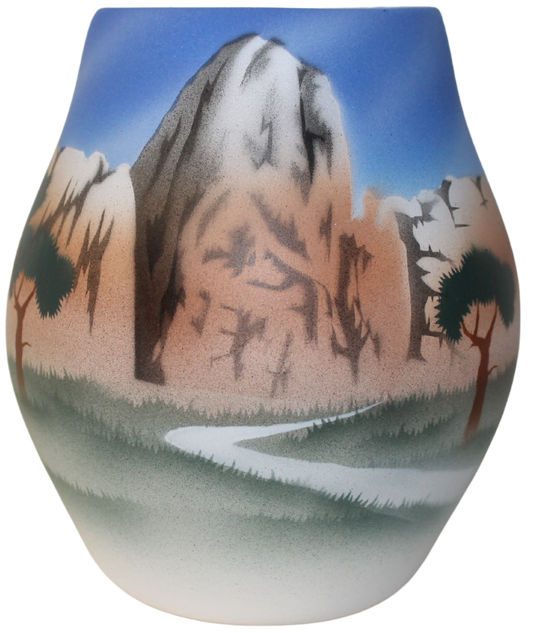 GWT021 Great White Throne 4 1/2 x 5 1/2 Vase