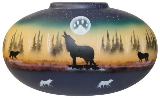 WS142 Woodland Shadows - Wolf 8 x 16.5 x 10.5