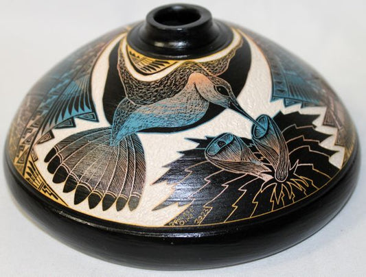 Authentic Two Tone Etched Collector Piece by Leo Blackhorse -(lbw759a) HAND THROWN