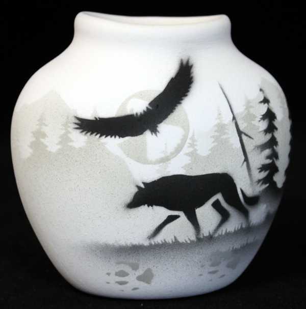 High Country Tracks Wolf 3 x 3 Pillow Vase -(61141)